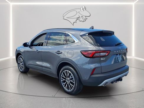 New 2024 Ford Escape SE w/ PHEV Premium Package FWD image 3