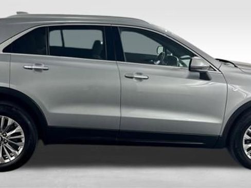 Used 2024 Cadillac XT4 Premium Luxury w/ Technology Package image 10