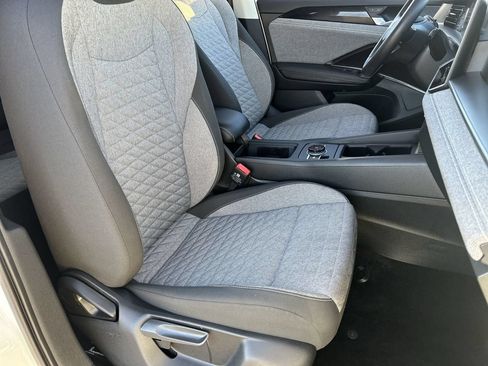 Certified 2026 Volkswagen Tiguan S FWD image 8
