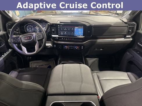 Used 2024 GMC Sierra 3500 SLT w/ SLT Convenience Package image 2