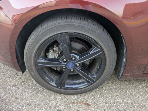 Used 2016 Ford Fusion SE FWD image 10