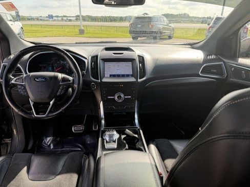 Used 2020 Ford Edge ST w/ Equipment Group 401A AWD/4WD image 31
