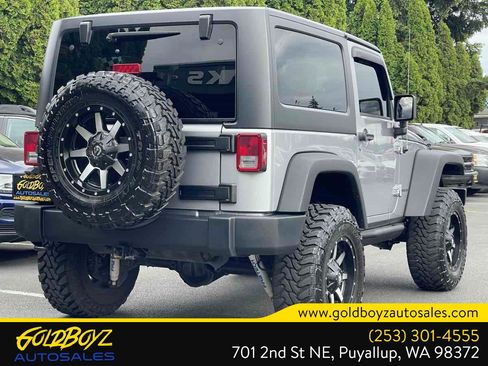 Used 2013 Jeep Wrangler Sport AWD/4WD image 4
