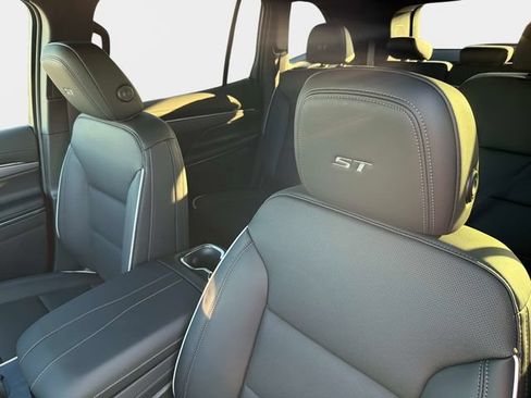 New 2027 Buick Enclave Sport Touring FWD image 20