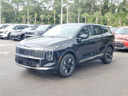 New 2026 Kia Sportage LX w/ LX Convenience Package image 3