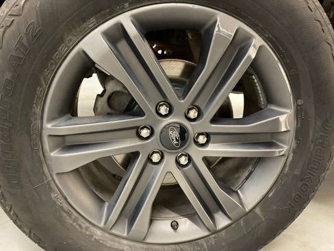 Used 2022 Ford F150 XLT w/ Equipment Group 302A High image 26