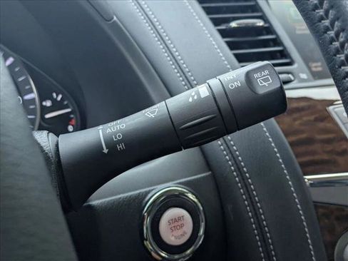 Used 2020 Nissan Armada SL w/ Premium Package AWD/4WD image 11