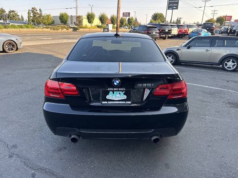 Used 2013 BMW 335i xDrive Coupe AWD/4WD image 5