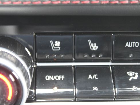 New 2026 Chevrolet Equinox RS image 13