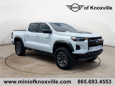 Used 2024 Chevrolet Colorado ZR2 w/ ZR2 Convenience Package III AWD/4WD image 1
