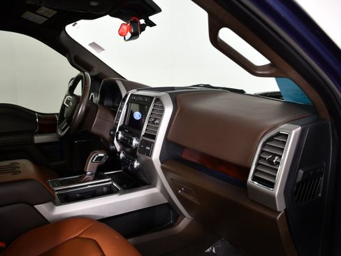 Used 2020 Ford F150 King Ranch w/ Equipment Group 601A Luxury AWD/4WD image 48