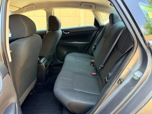 Used 2018 Nissan Sentra S FWD image 18