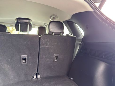 Used 2025 Ford Escape Platinum image 8