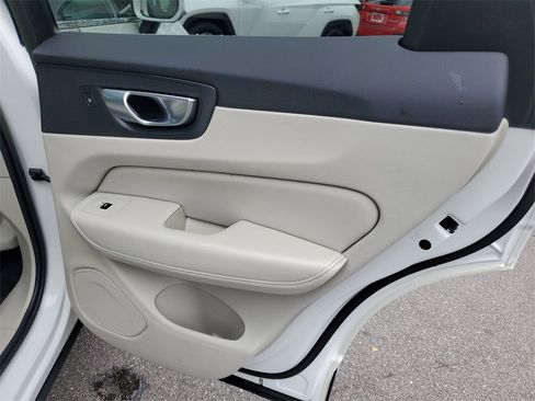 Used 2023 Volvo XC60 B5 Plus w/ Climate Package image 41