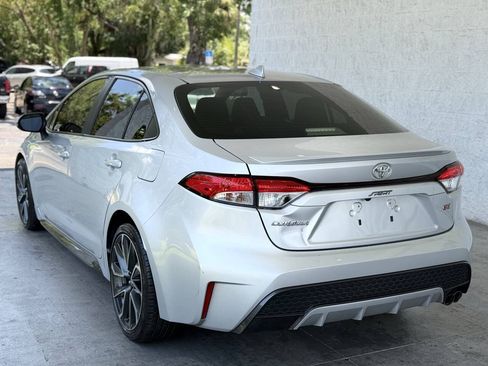 Used 2021 Toyota Corolla SE w/ SE Premium Package FWD image 16