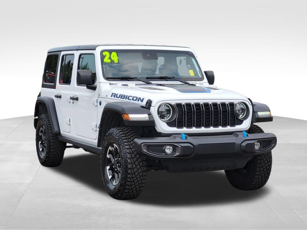 Used 2024 Jeep Wrangler Unlimited Rubicon 4xe AWD/4WD image 5
