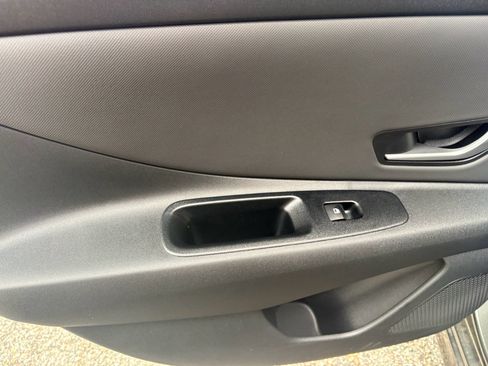 New 2026 Hyundai Elantra Limited FWD image 19