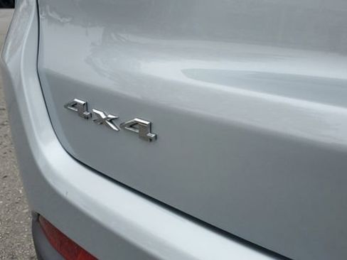 Certified 2024 Jeep Compass Latitude image 24