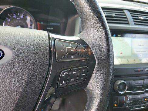 Used 2018 Ford Explorer XLT w/ Equipment Group 202A image 23