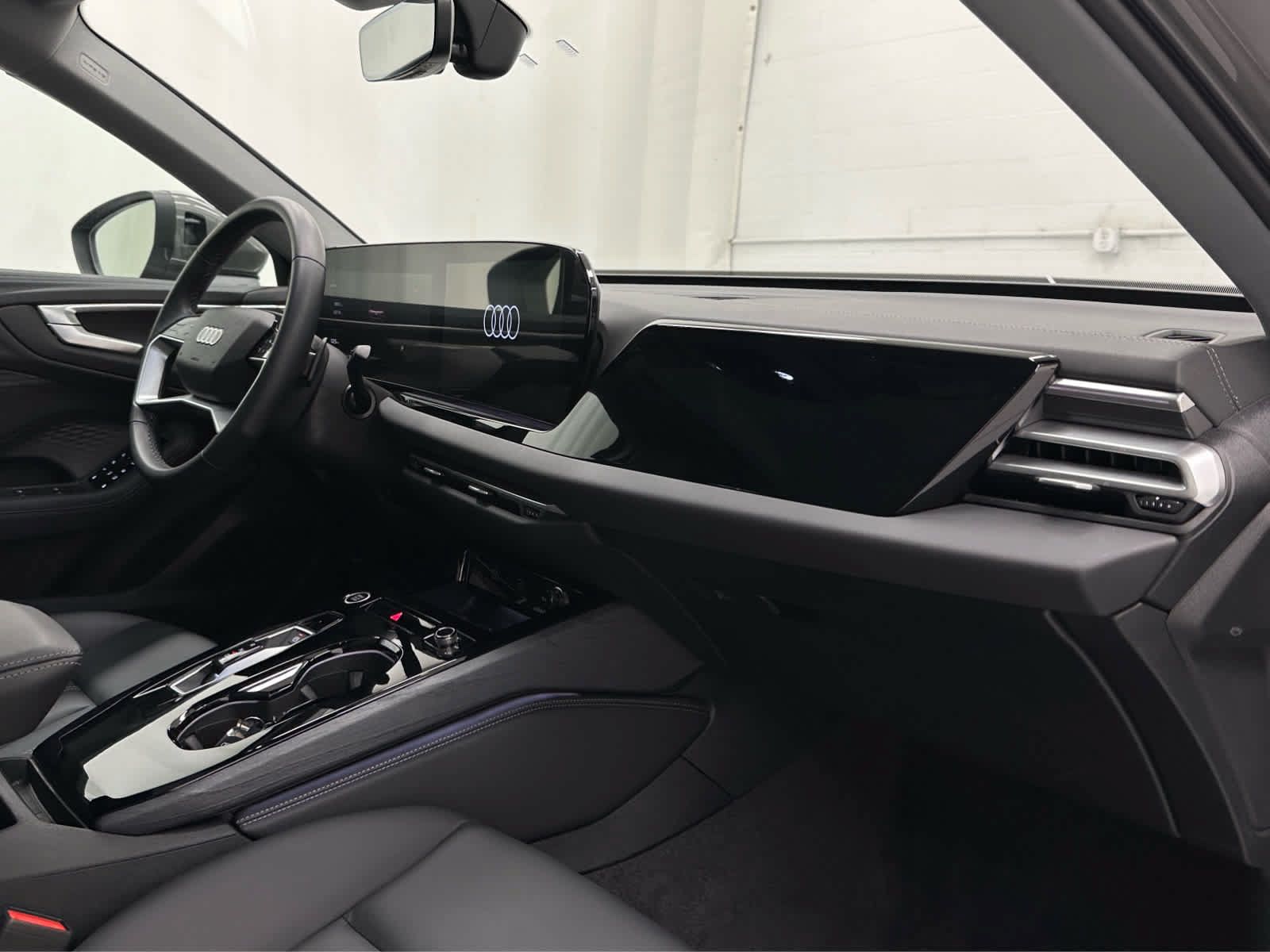 Used 2025 Audi A5 2.0T Premium w/ Convenience Package AWD/4WD image 17