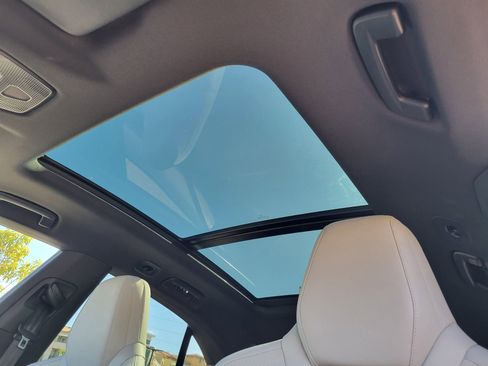 New 2025 Porsche Macan 4 Electric AWD/4WD image 25
