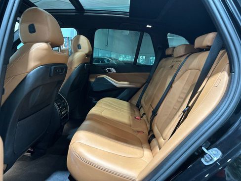 Used 2022 BMW X5 xDrive40i w/ M Sport Package AWD/4WD image 44