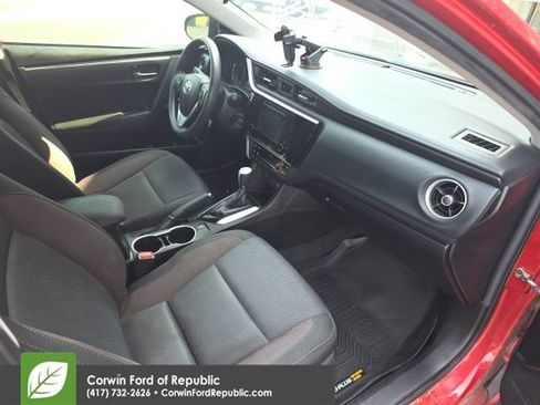 Used 2019 Toyota Corolla LE FWD image 5
