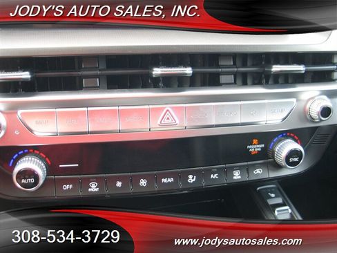 Used 2025 Kia Telluride S AWD/4WD image 22