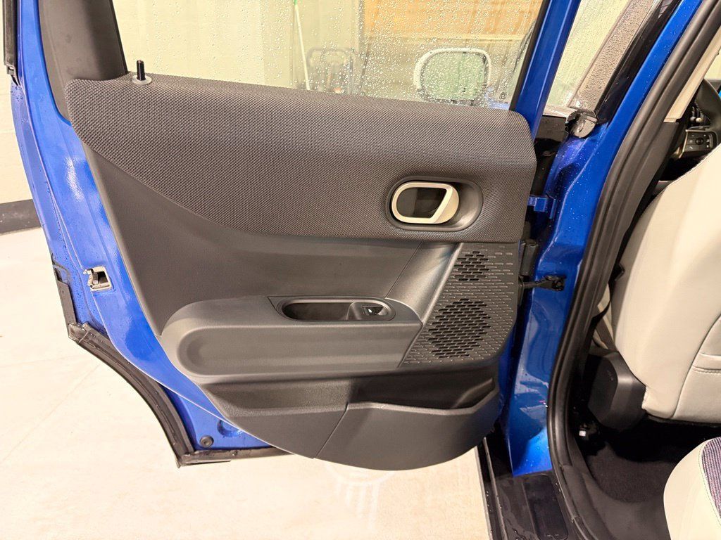 Certified 2025 MINI Cooper S FWD image 19