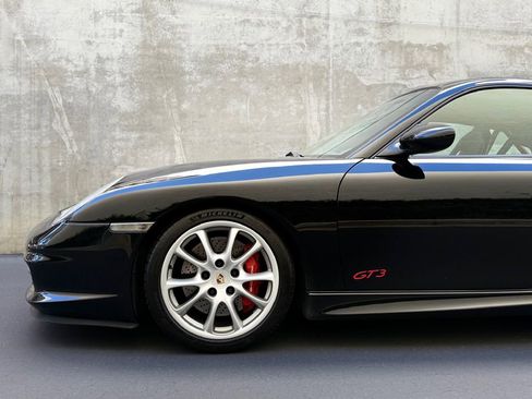Used 2004 Porsche 911 GT3 image 13