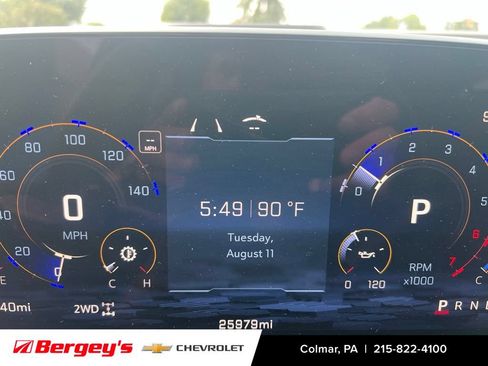 Used 2026 Chevrolet Suburban LT w/ Comfort Package AWD/4WD image 14