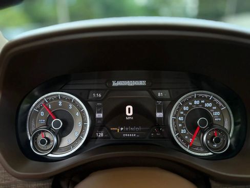Used 2021 RAM 1500 Limited AWD/4WD image 19