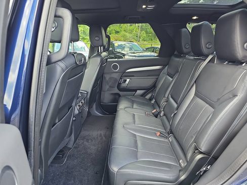 Used 2020 Land Rover Discovery Landmark AWD/4WD image 26