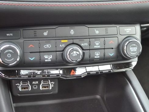 Used 2026 Dodge Durango GT AWD/4WD image 29