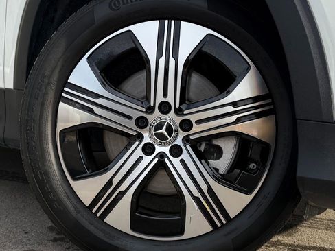 Used 2024 Mercedes-Benz EQB 250+ w/ Winter Package image 23