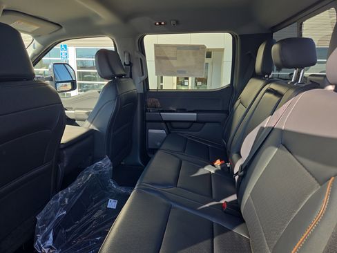 New 2026 Ford F250 Lariat w/ Lariat Premium Package image 13