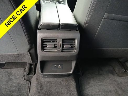 Used 2023 Nissan Rogue SV AWD/4WD image 11