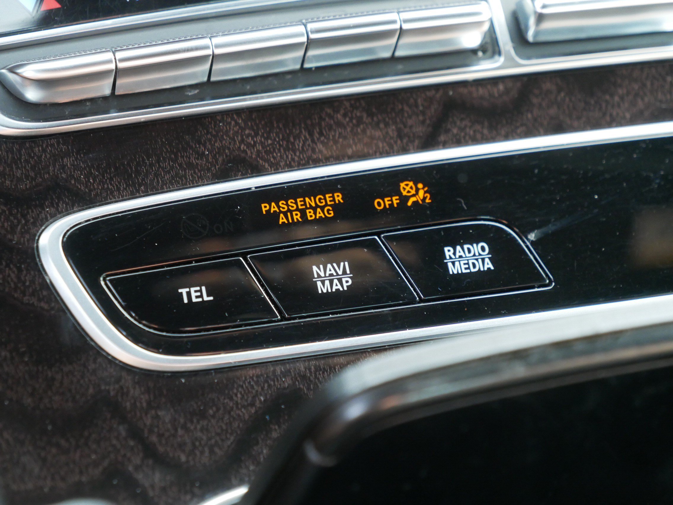 Used 2022 Mercedes-Benz E 450 4MATIC Sedan image 32