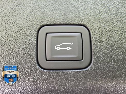 New 2026 GMC Yukon Denali AWD/4WD image 6