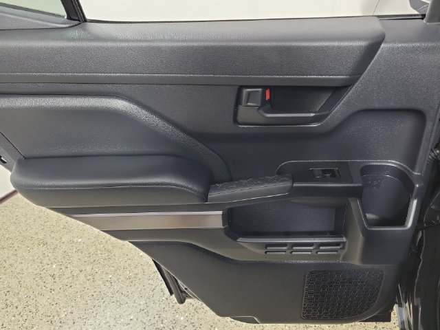 Used 2026 Toyota 4Runner SR5 AWD/4WD image 14