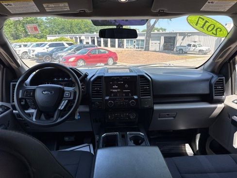 Used 2017 Ford F150 XL w/ Equipment Group 101A Mid AWD/4WD image 32
