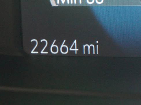 Used 2020 Chevrolet Bolt LT image 24