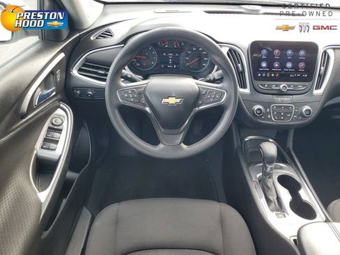 Used 2023 Chevrolet Malibu LT FWD image 15
