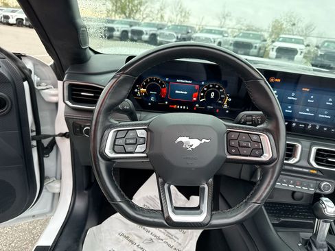 Used 2024 Ford Mustang Premium image 11