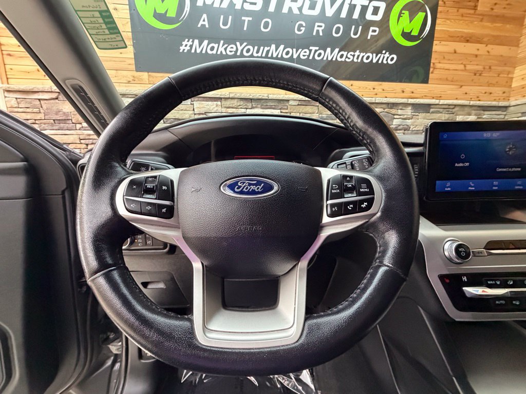 Used 2021 Ford Explorer XLT AWD/4WD image 18