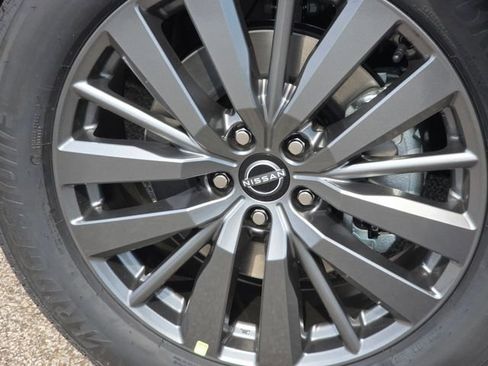 New 2026 Nissan Murano SL AWD/4WD image 11