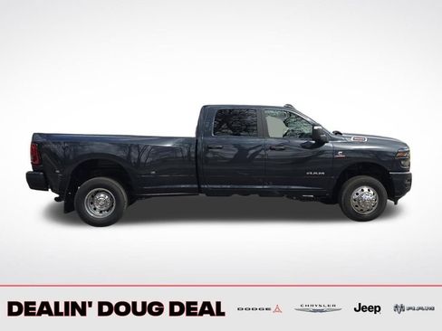 New 2026 RAM 3500 Big Horn AWD/4WD image 6