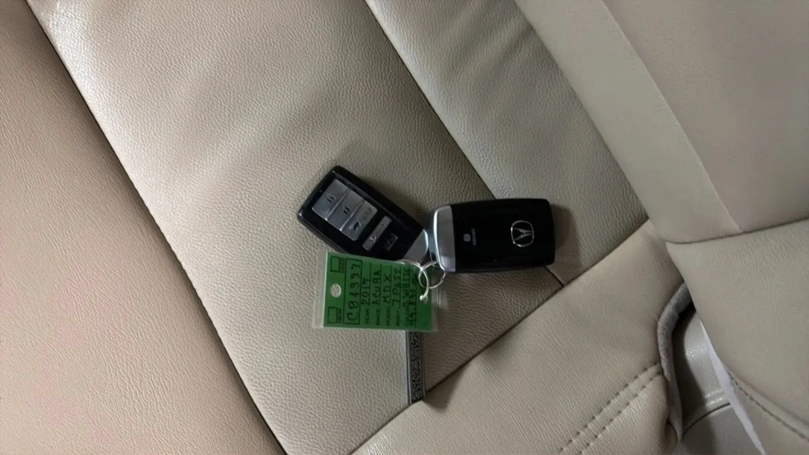 Used 2017 Acura MDX FWD image 24