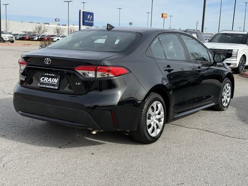 Used 2022 Toyota Corolla LE image 7
