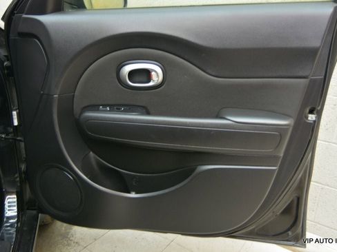 Used 2016 Kia Soul image 8